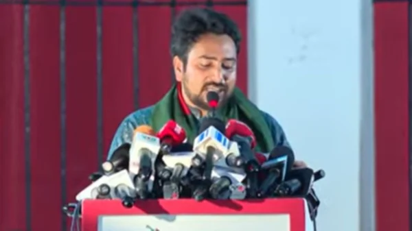 ২৪ দফা ইশতেহার ঘোষণা করেন এনসিপির আহ্বায়ক নাহিদ ইসলাম। ছবি : সংগৃহীত