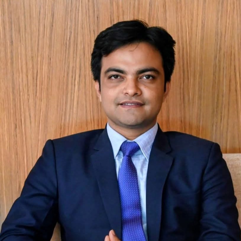 ভূমি সেবায় আস্থা ফেরানো এসিল্যান্ড মহেশ্বর মন্ডলের বদলি, হতাশ উজিরপুরবাসী